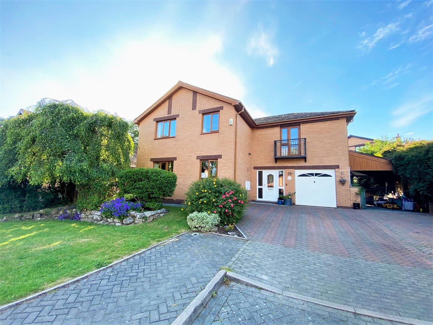 Beechwood Gardens, Lancaster R&B Estate Agents